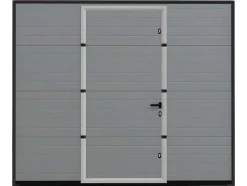 Sectionale Garagedeur Met Gegroefd Effect En Centrale Grijze Loopdeur Met Motor - Noria